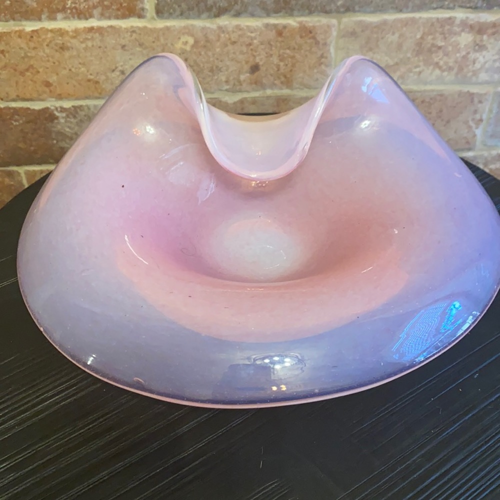 Vintage murano pink bow